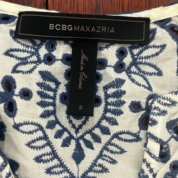 BCBGMaxAzria Black and Cream Patterned Blouse - Picture 2 of 5